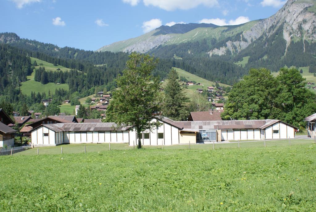 Mountain Lodge Backpackercamp Lenk im Simmental Extérieur photo